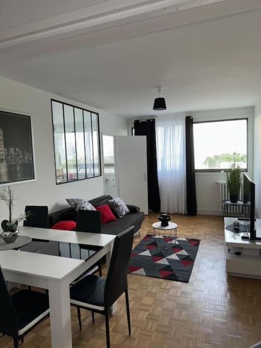 Charmant T2 A Maisons Alfort - Tout Meuble Neuf ภายนอก รูปภาพ